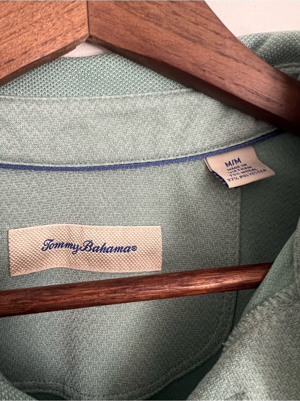 Tommy Bahama Mint Green Long Sleeve Polo Shirt Medium Coastal Casual Modal Blend - Picture 4 of 6
